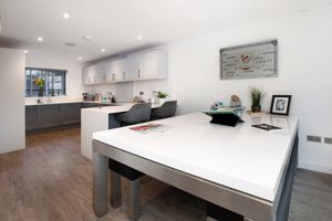 Photo 23- click for photo gallery